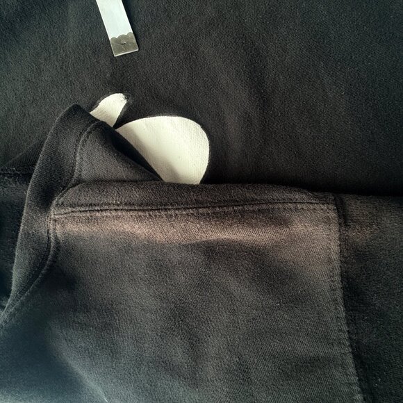 Disney Pixar WALL-E & EVE First Date Cropped Sweatshirt S Black Graphic - Picture 5 of 7